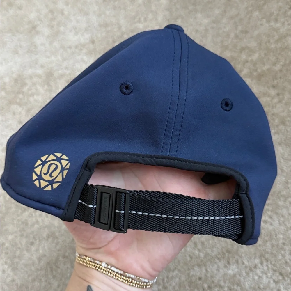 Lululemon Navy Blue Adjustable Athletic Seawheeze Runners Cap Hat